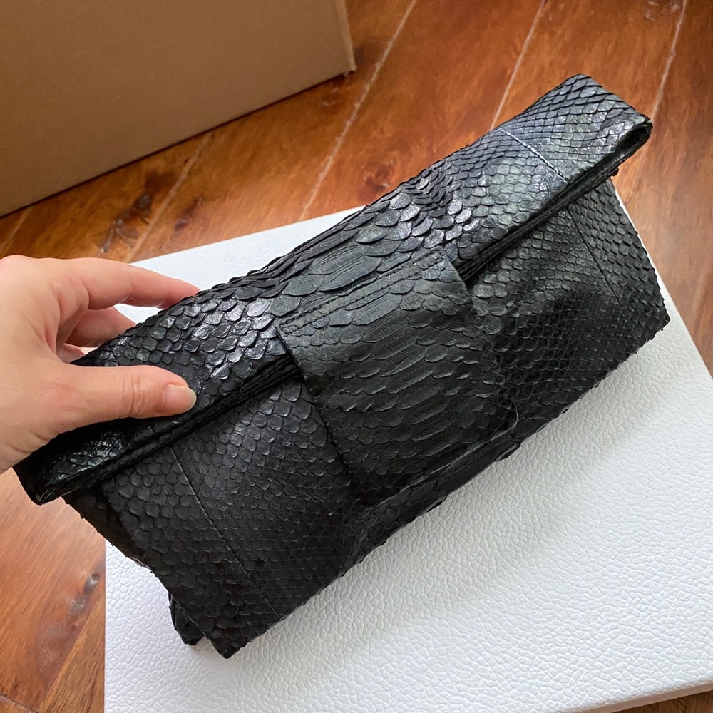 Limited edition pouch snake 🐍 leather